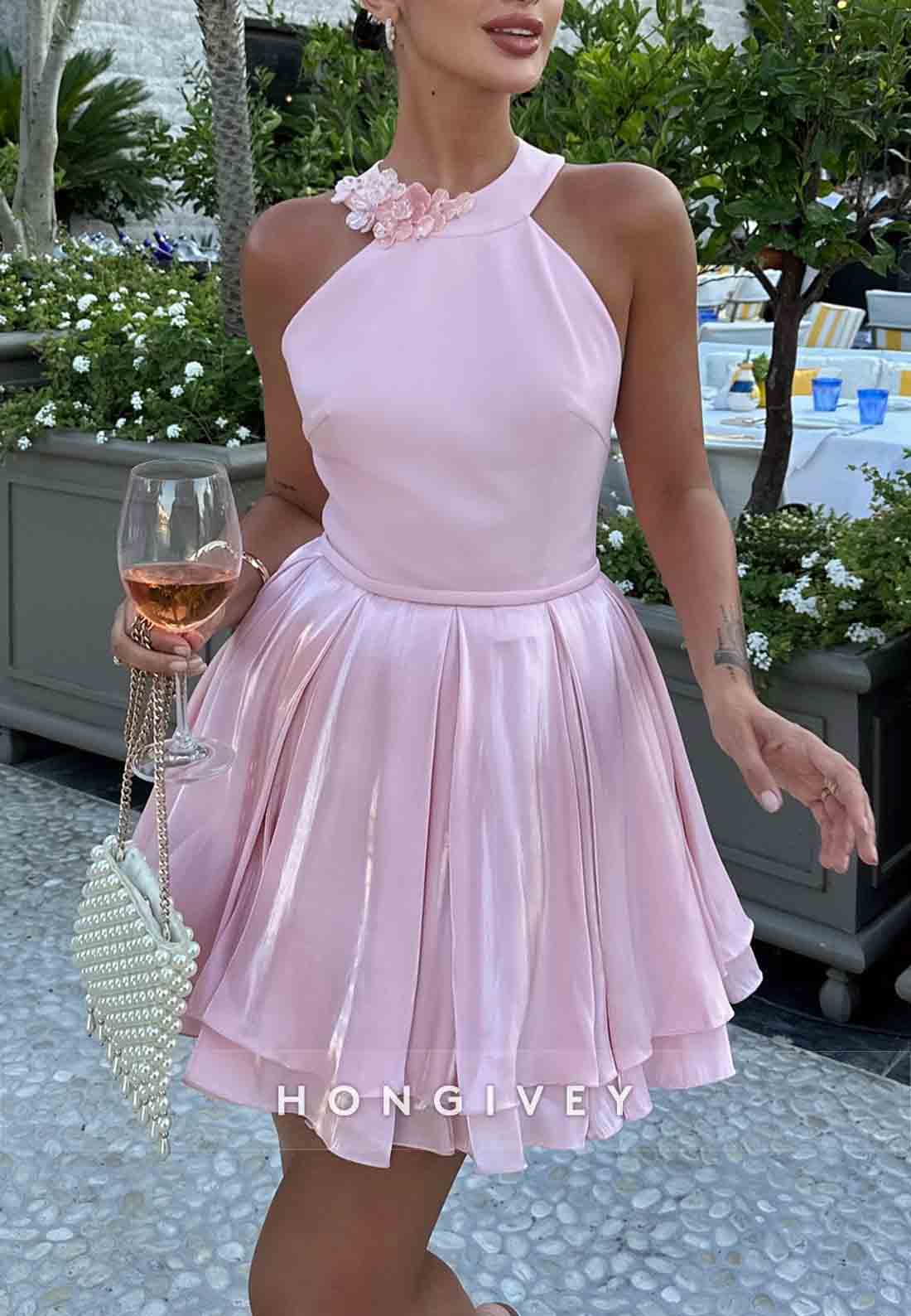 Halter Light Pink A-Line Sleeveless Short Ruched Homecoming Dress