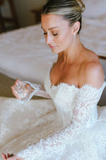 Gorgeous Ball Gown Off the Shoulder Lace Wedding Dress with Long Sleeves