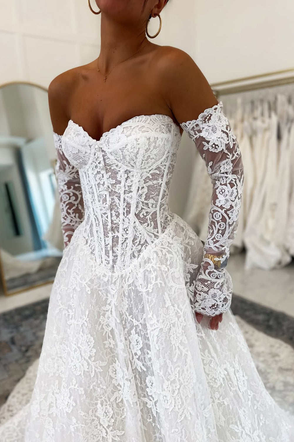 Charming A-Line Sweetheart Lace Wedding Dresses with Sleeves