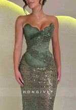 Green Sparkly Strapless Scalloped Neck Sweep Train Mermaid Sequined Evening Gowns