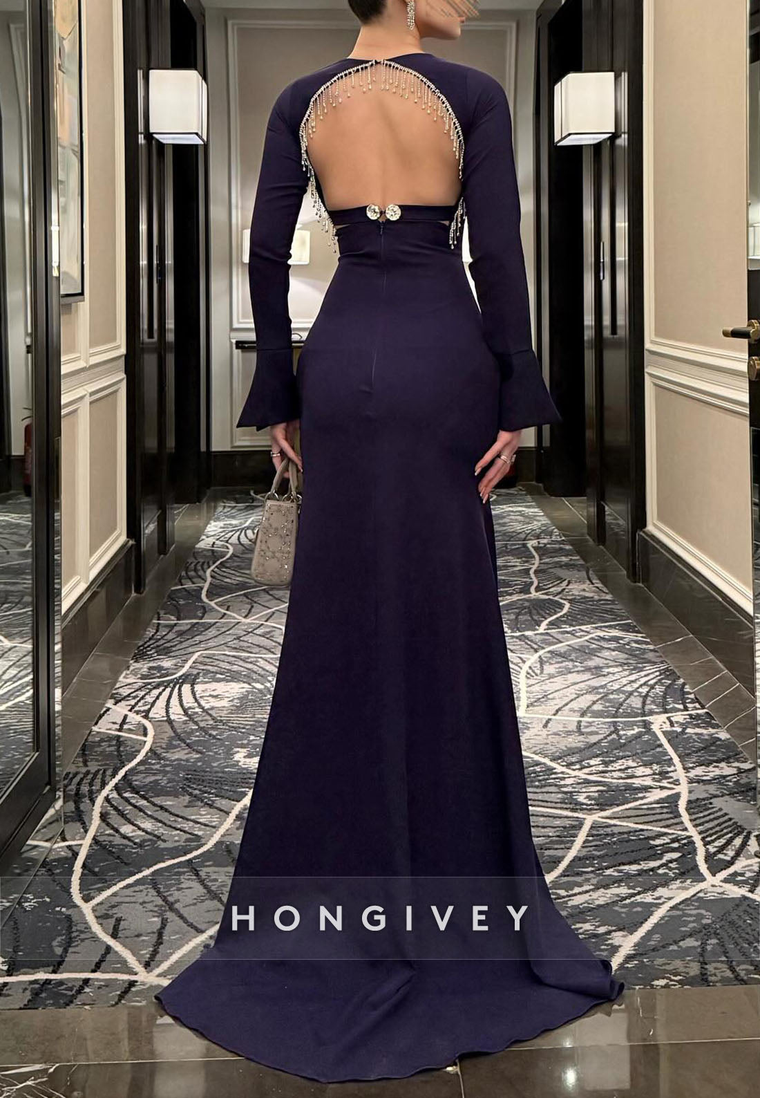 Bell Sleeves Long Sleeves Floor-Length Trumpet Evening Gowns with Tassel