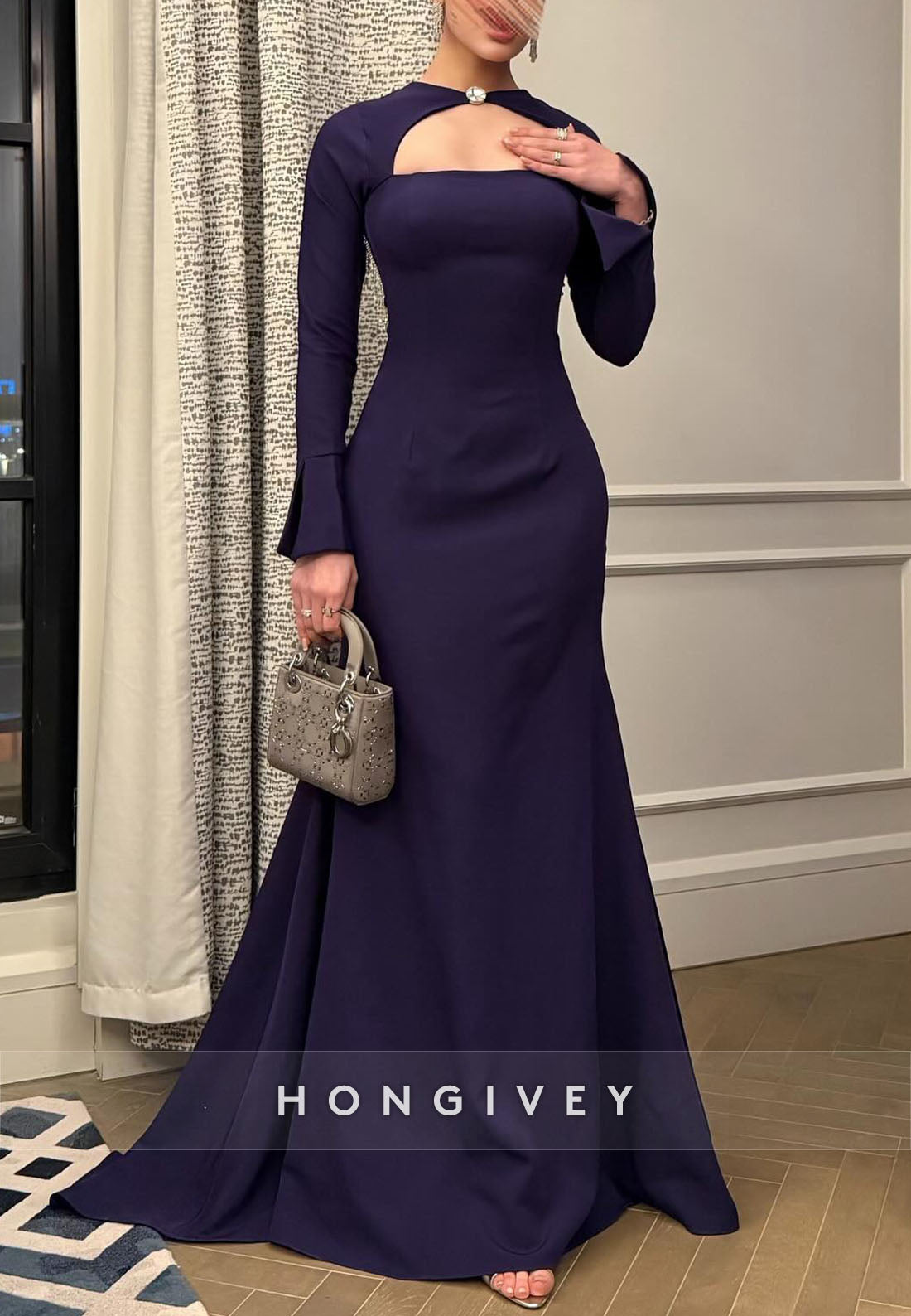 Bell Sleeves Long Sleeves Floor-Length Trumpet Evening Gowns with Tassel