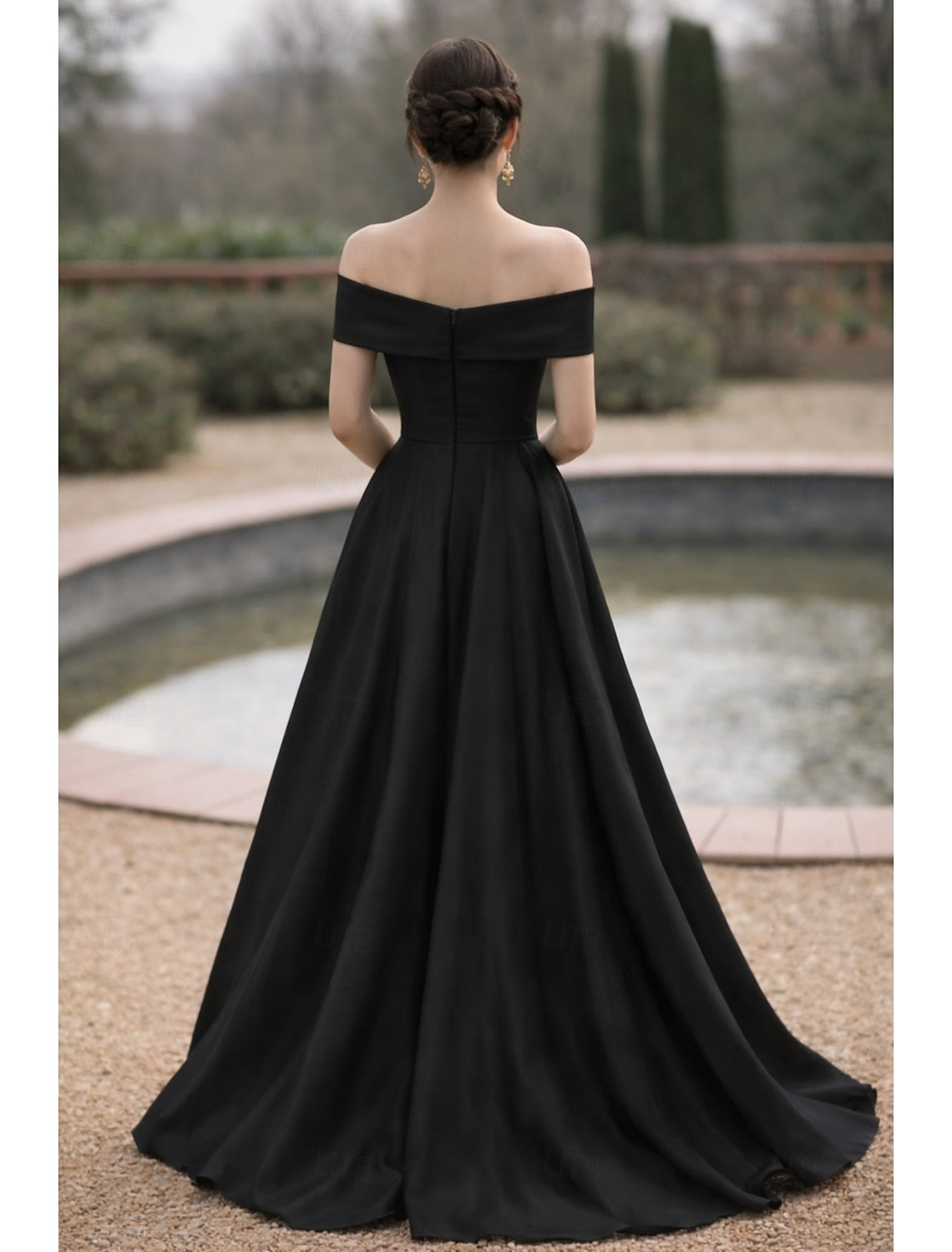 Off the Shoulder Sleeveless A-Line Flowers Floor-Llength Evening Gown Mother of the Bride Dress