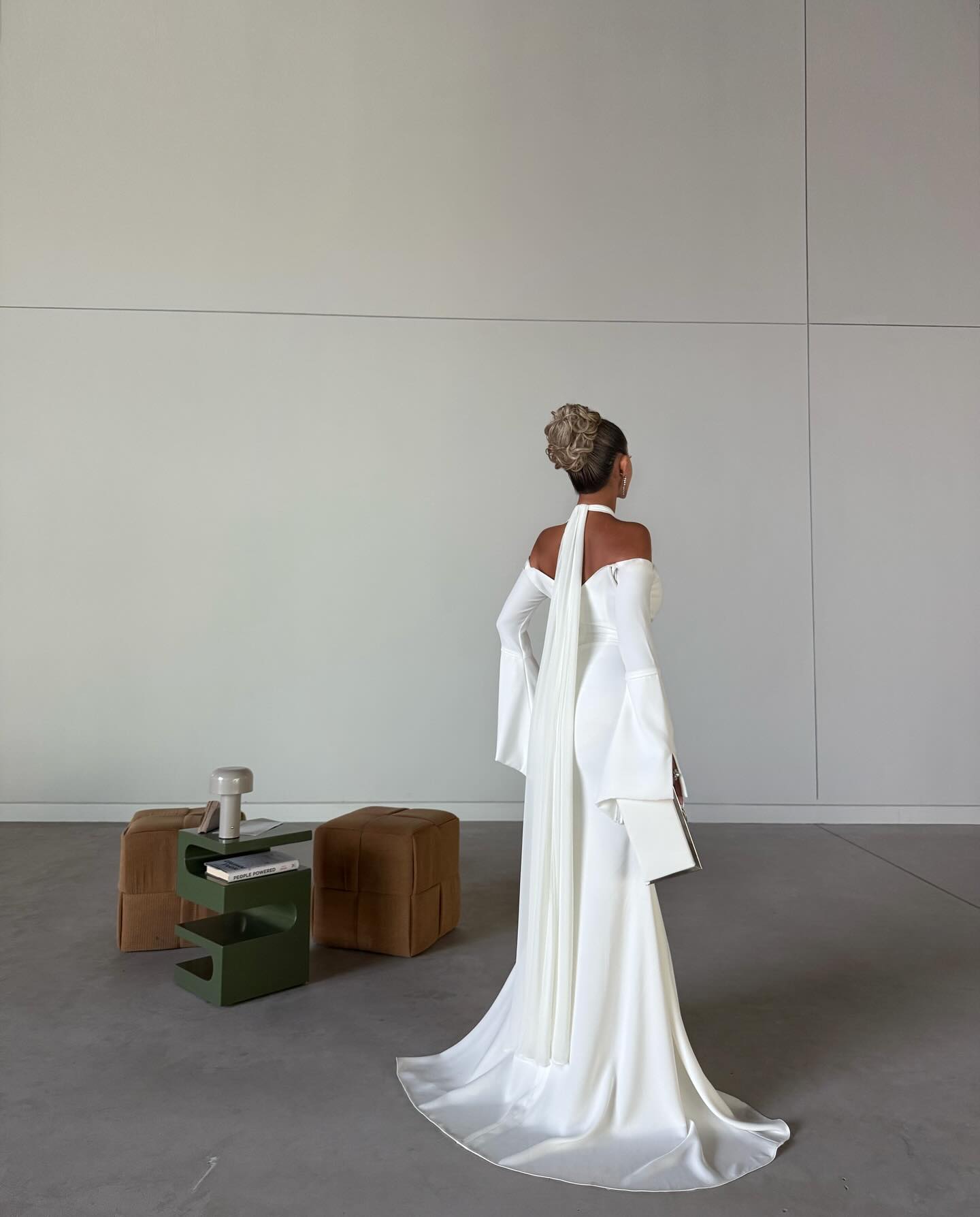 Elegant Halter Long Sleeve Mermaid Shawl Floor-Length Evening Dress