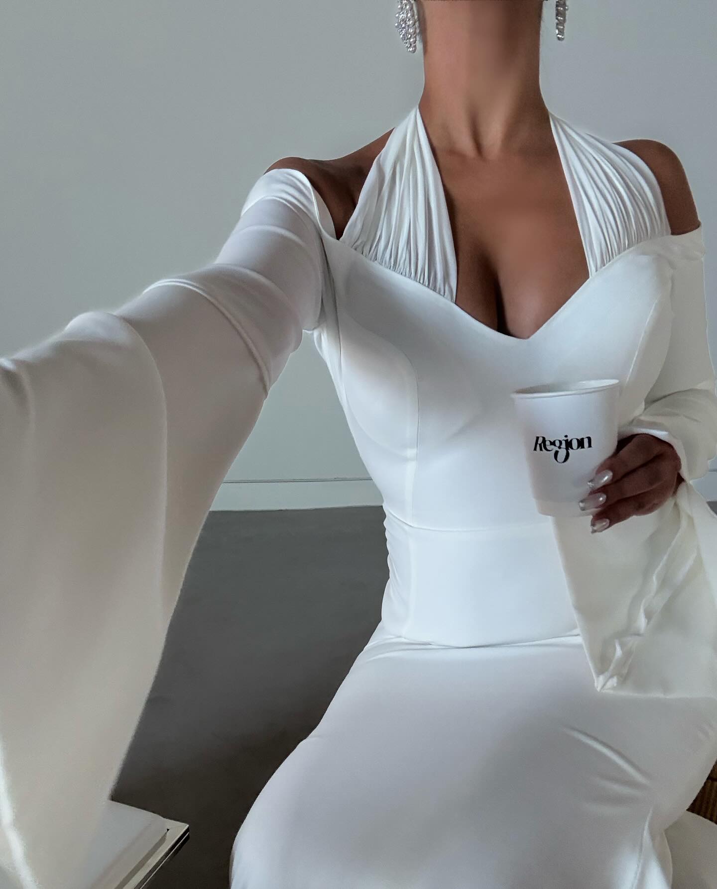 Elegant Halter Long Sleeve Mermaid Shawl Floor-Length Evening Dress