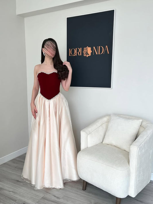 Simple Sweetheart Beaded Sleeveless Backless A-Line Prom Dress