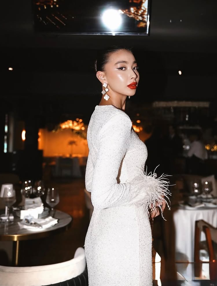 Sequins Sparkle O-Neck Long Sleeve Mermaid Feathe Ankle-Length Evening Dress