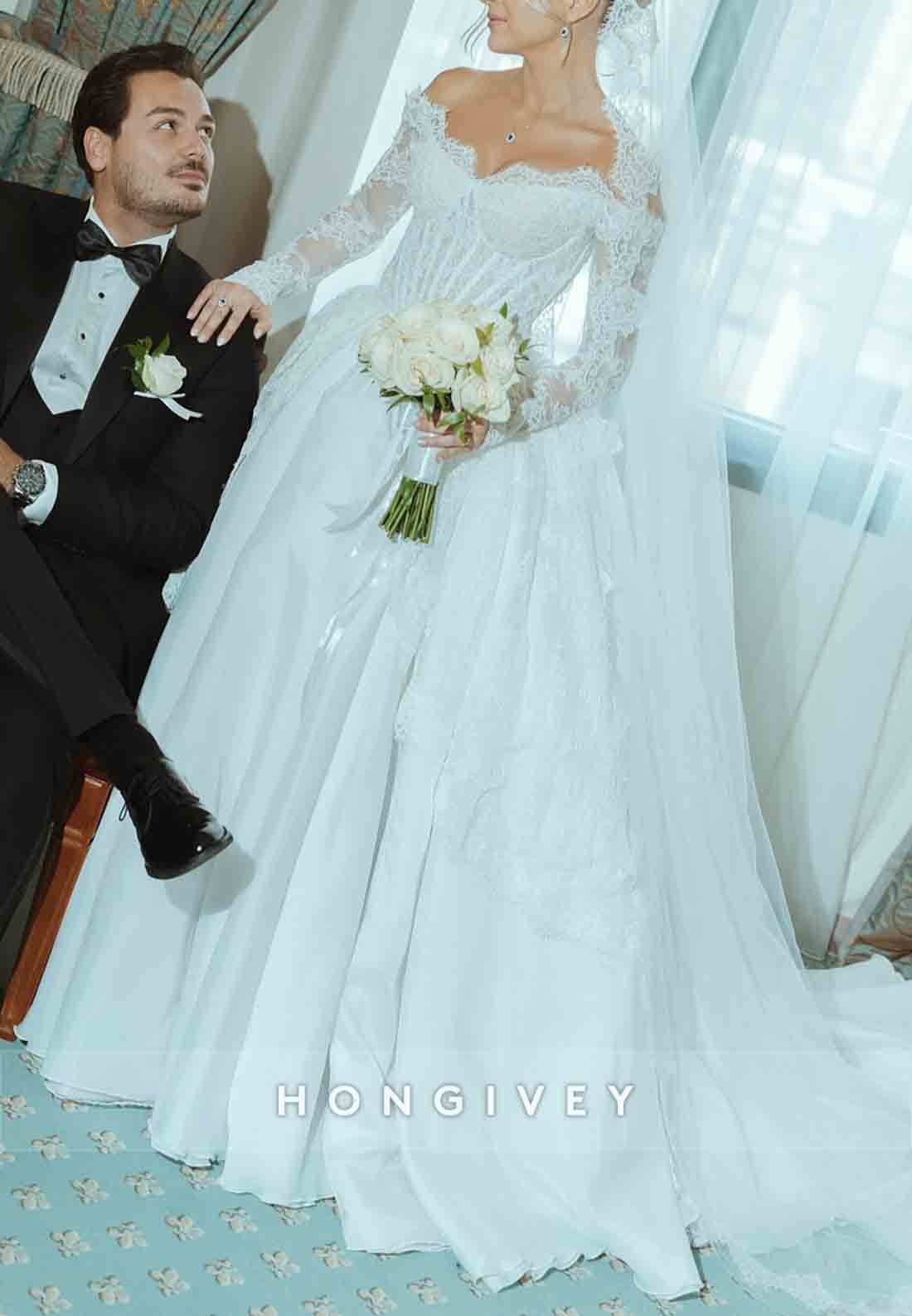 Tulle Long Sleeves Off the Shoulder Lace Princess Wedding Dresses