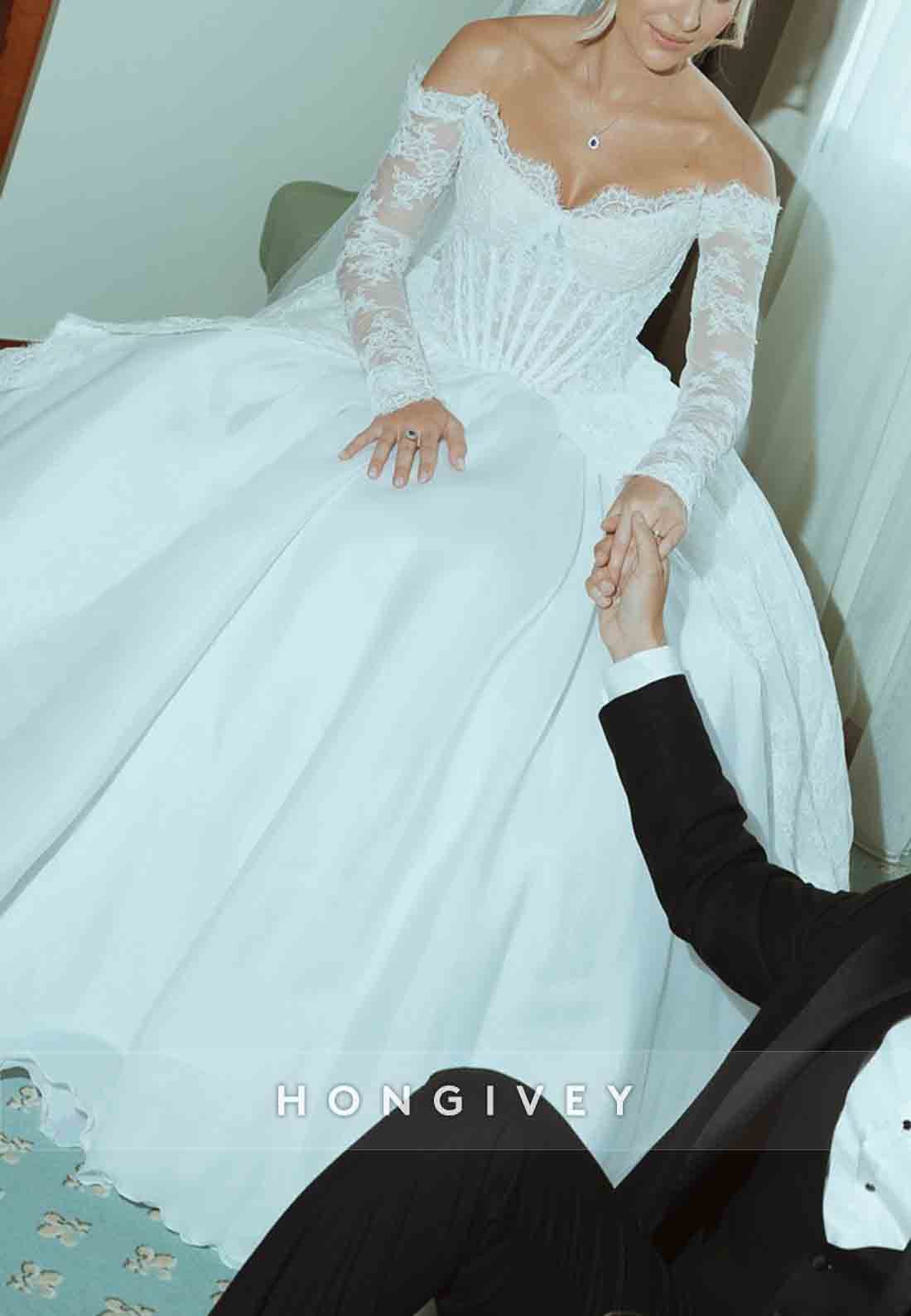 Tulle Long Sleeves Off the Shoulder Lace Princess Wedding Dresses