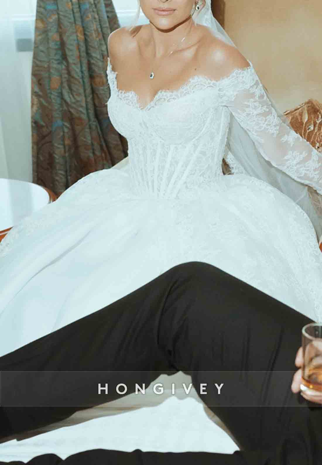 Tulle Long Sleeves Off the Shoulder Lace Princess Wedding Dresses