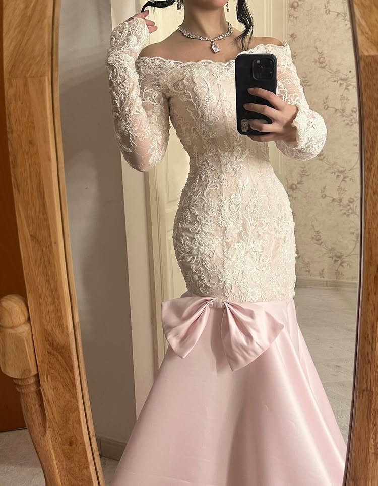 Lace Off the Shoulder Long Sleeve Bow Mermaid Evening Dress Floor-Length