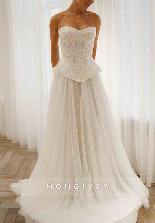 Tulle Sweetheart Strapless Sweep Train A-Line Wedding Dresses with Beaded Corset