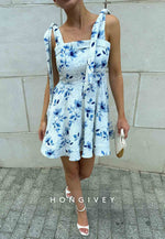 Strapless with Floral Print Sleeveless Bowknot A-Line Short Homecoming Dresses