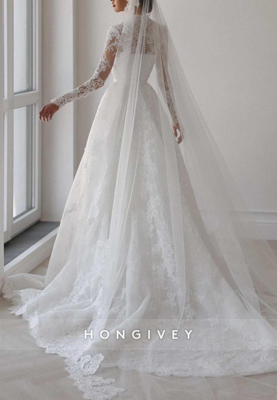 Elegant Long Sleeves Lace Bridal Gown A-Line Court Train Wedding Dresses
