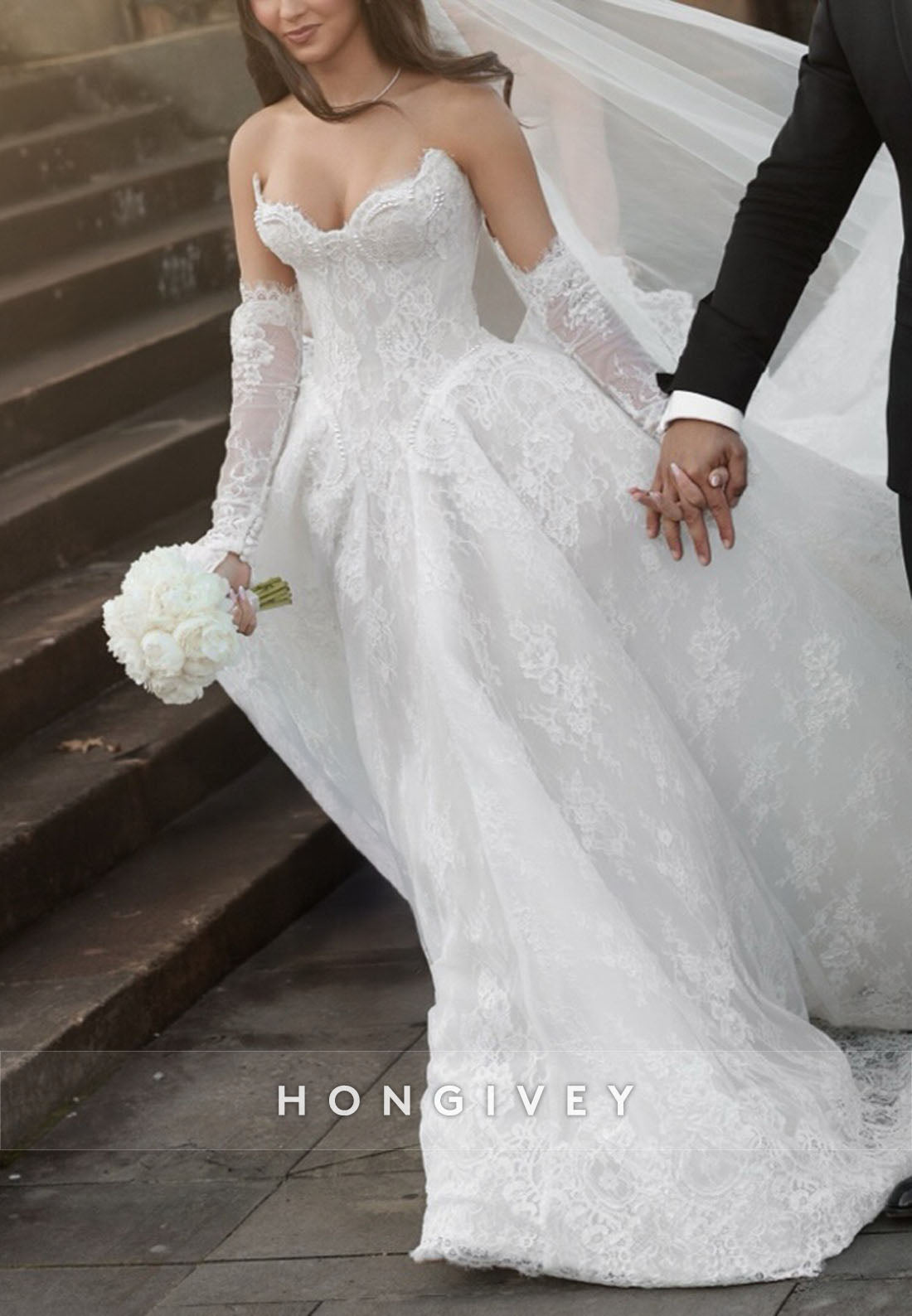 Lace Strapless Scalloped Neck Princess Empire Wedding Dresses