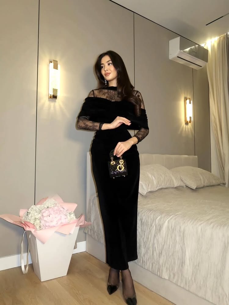 High Neck Black Lace Long Sleeve Mermaid Ankle-Length Evening Dress