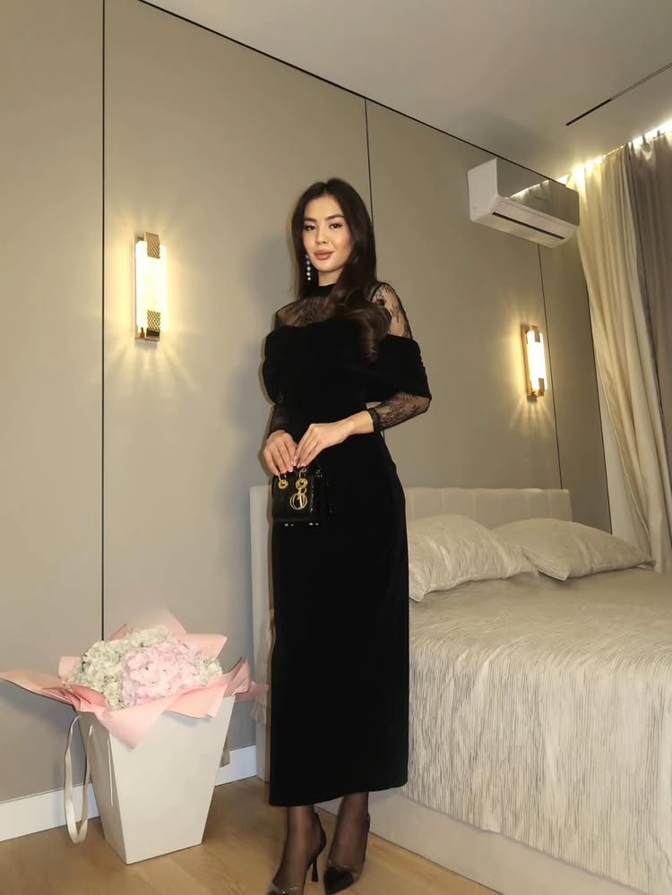 High Neck Black Lace Long Sleeve Mermaid Ankle-Length Evening Dress
