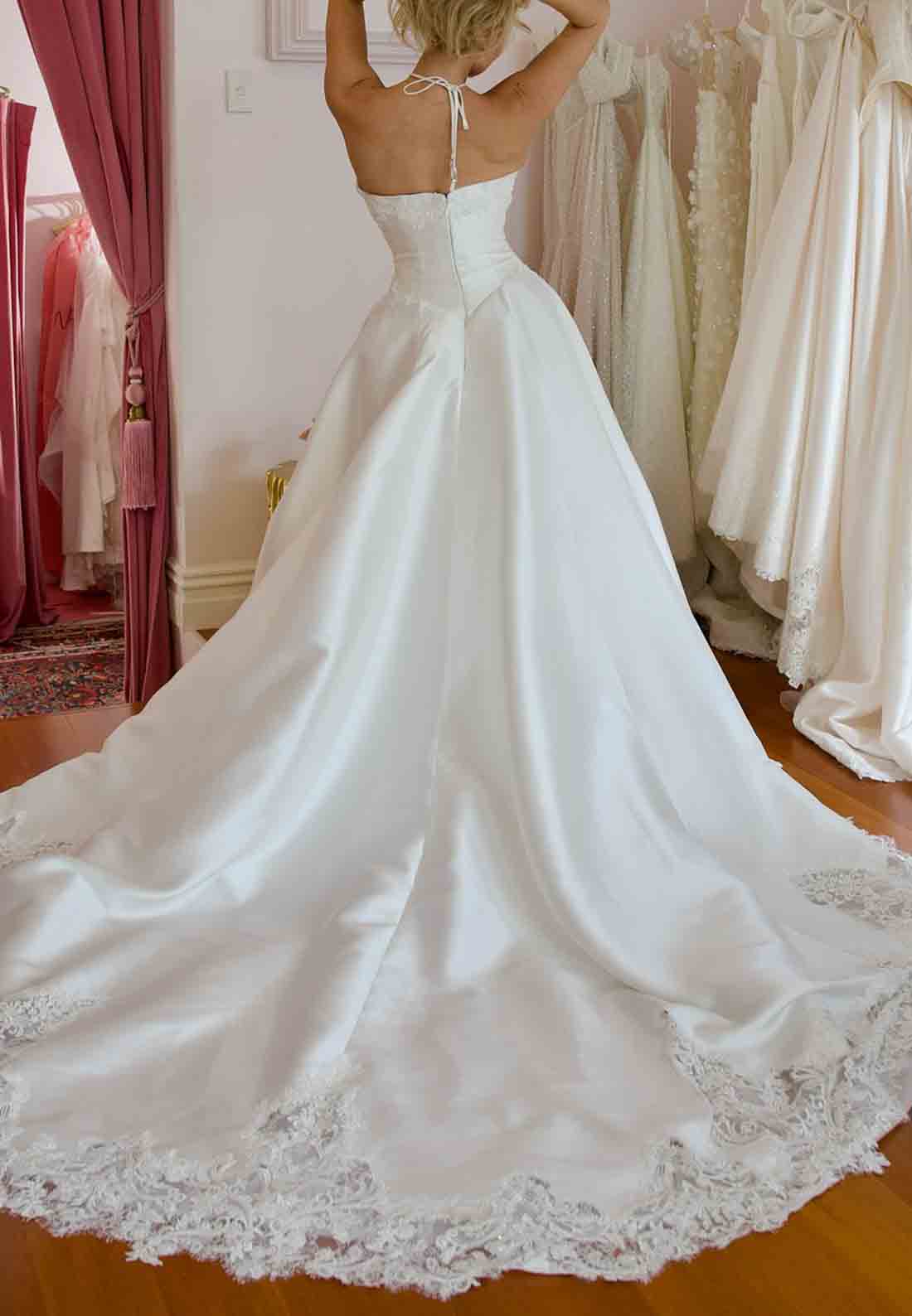 Cross-Neck Halter Satin A-Line Court Train Lace Trim Empire Wedding Dresses