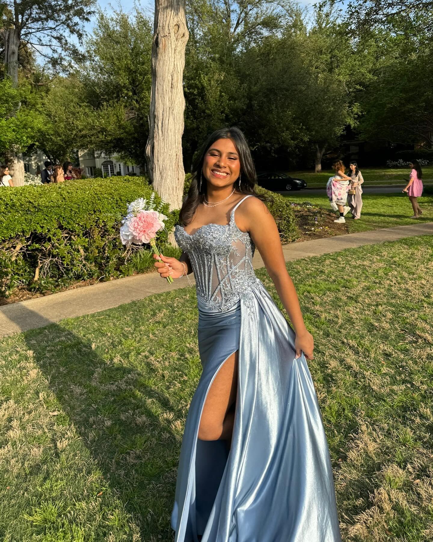 Applique Sheer Spaghetti Straps Sleeveless Mermaid Prom Dress Froor-Length Side Slit