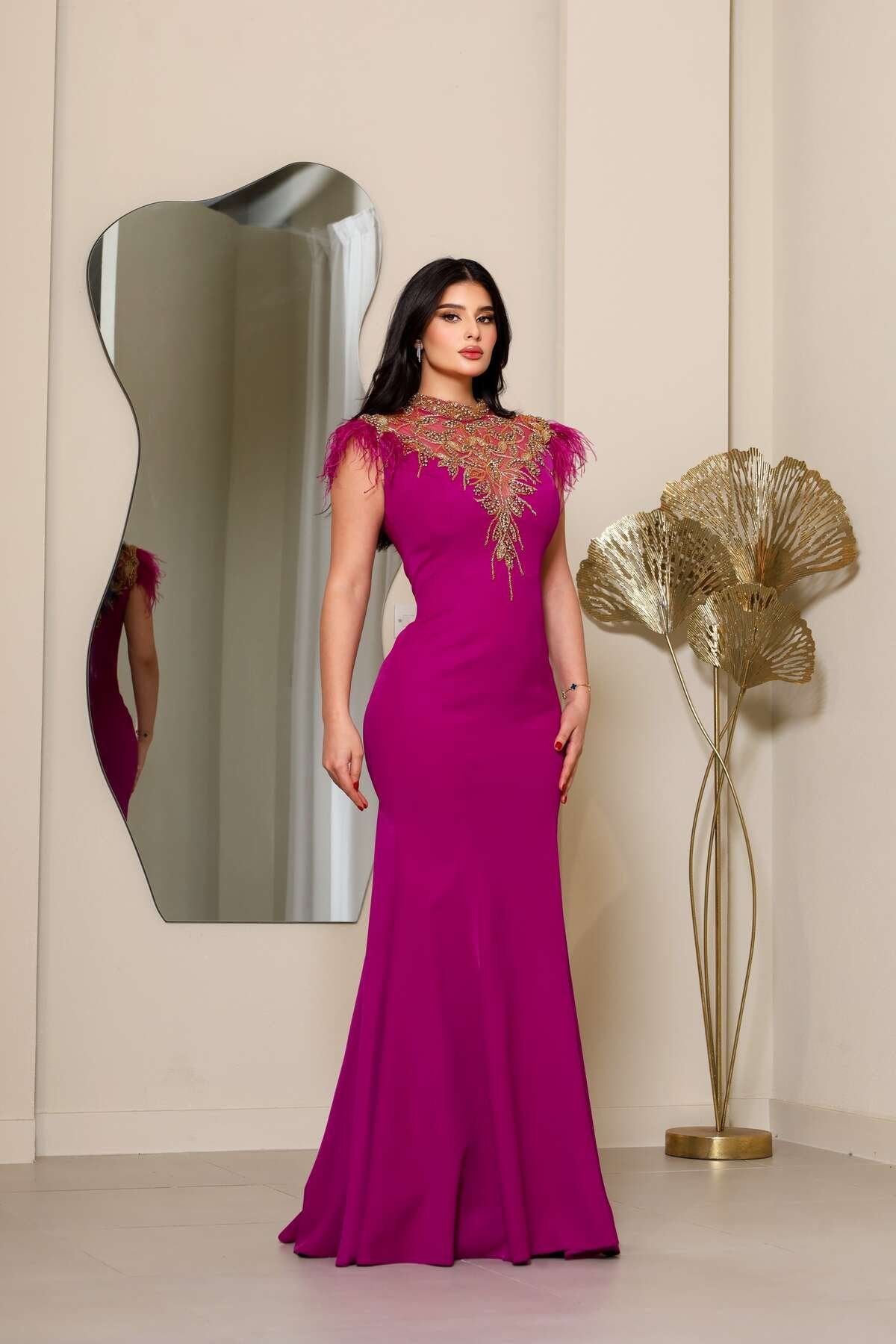 Fashion High Neck Sleeveless Beaded Applique Feather Mermaid Evening Dress