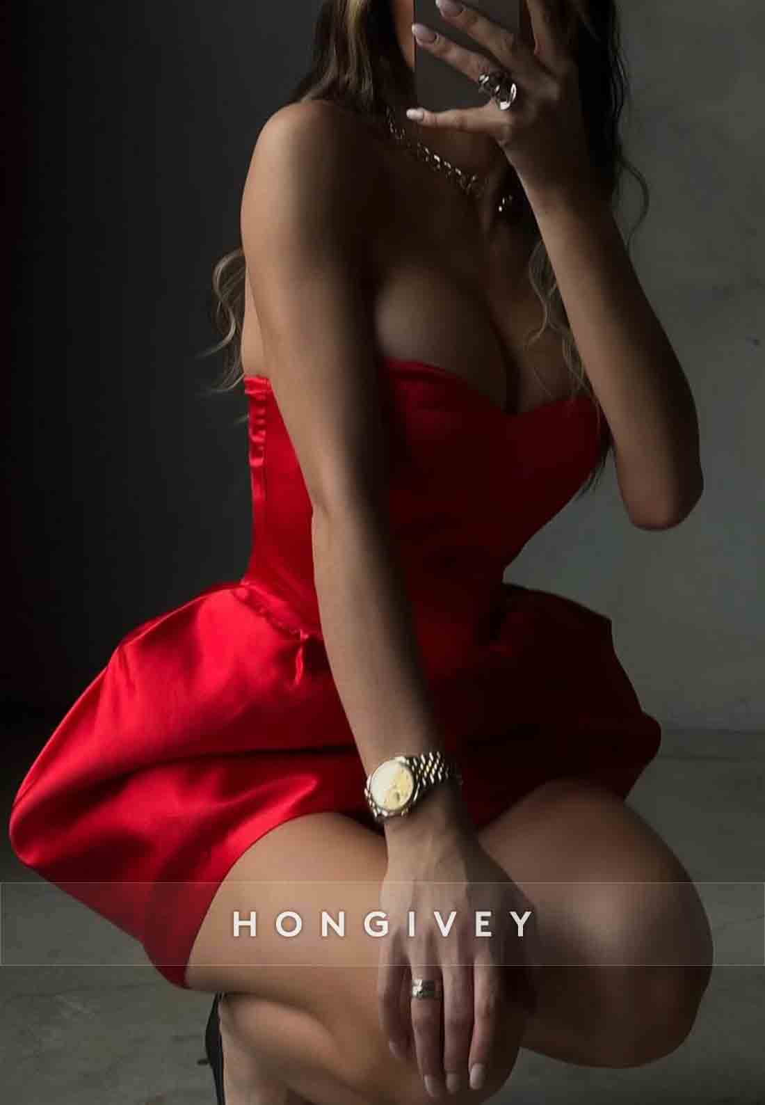 Strapless Sleeveless Satin Pleated Sweetheart Mini Homecoming Dresses