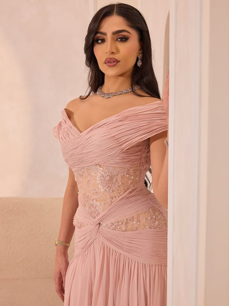 Elegant Off the Shoulder Sleeveless A-Line Lace Beaded Evening Dress