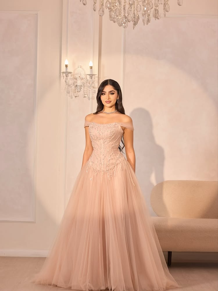 Off the Shoulder Sleeveless Sqeuins Tulle A-Line Evening Dress Floor-Length