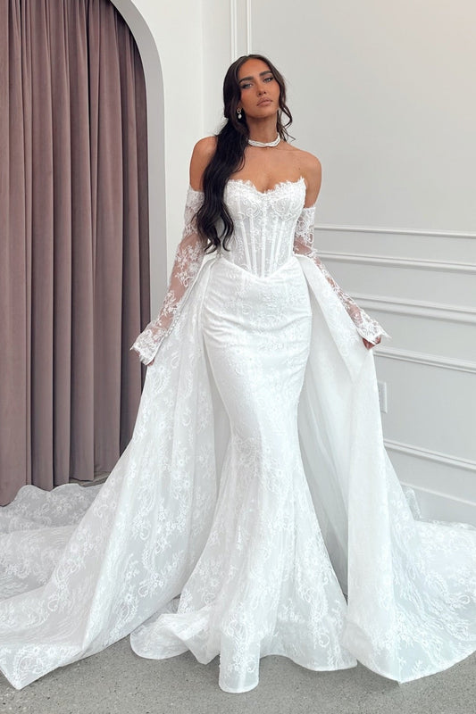 Sweetheart Lace Long Sleeve Mermaid Court Train Floor-Lengthe Wedding Dress