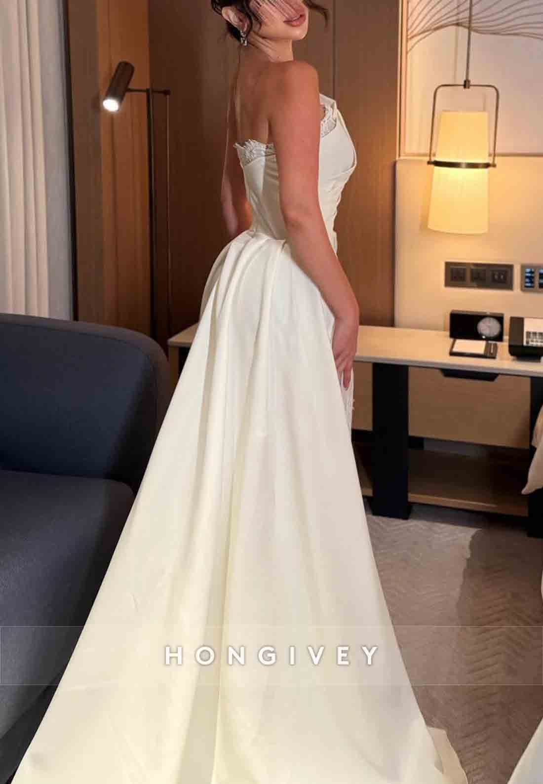 Sheath Strapless Pleated Sleeveless Floor-Length Lace Evening Gowns