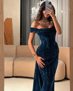 Off the Shoulder Sleeveless Mermaid Floor-Length Evening Dress