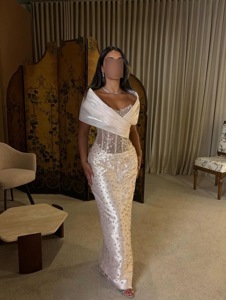 Luxury Off the Shoulder Mermaid Sheer Beaded Evening Dress Floor-Length