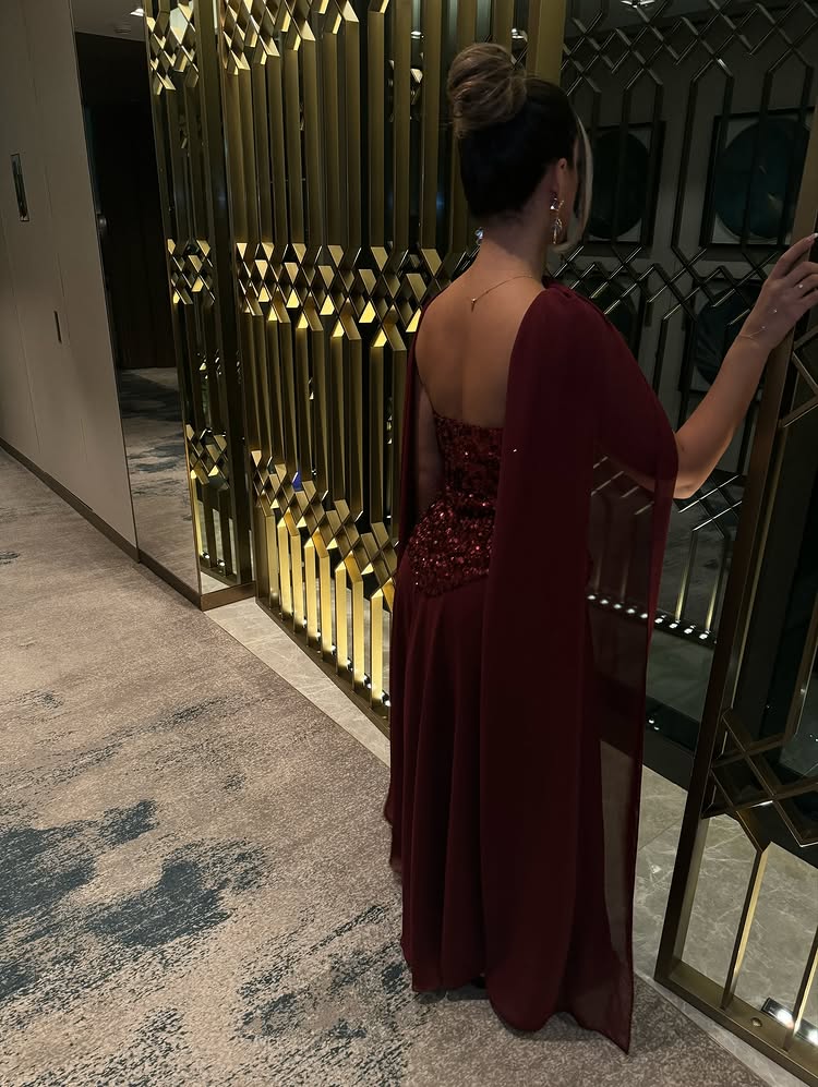 Sequins Sparkle Red Strapless Sleeveless A-Line Shawl Evening Dress Floor-Length