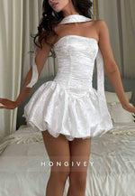 Simple Halter A-Line Strapless Pleated Sleeveless Short Homecoming Dresses