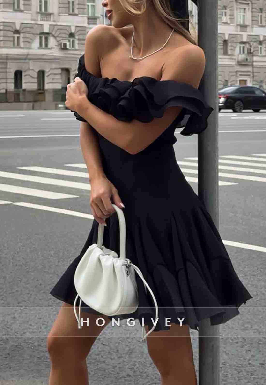 Off the Shoulder Ruched A-Line Pleated Short Homecoming Dress