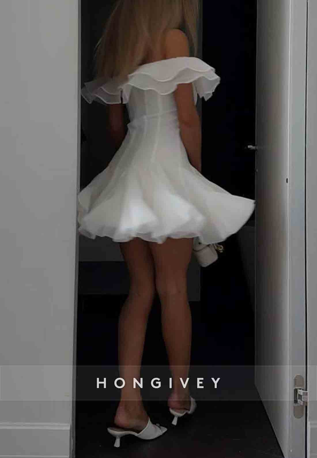 Off the Shoulder Ruched A-Line Pleated Short Homecoming Dress